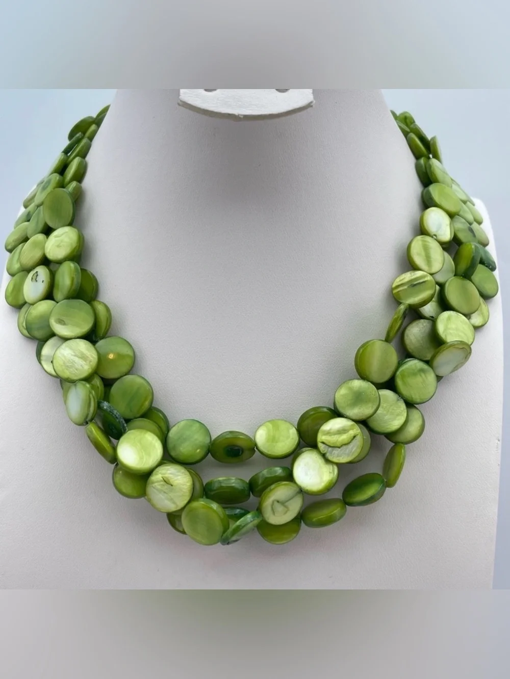 Stunning Green Multi-Strand Shell Disc Necklace – Adjustable Statement Jewelry